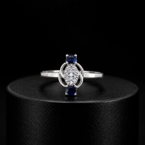 ladies silver ring